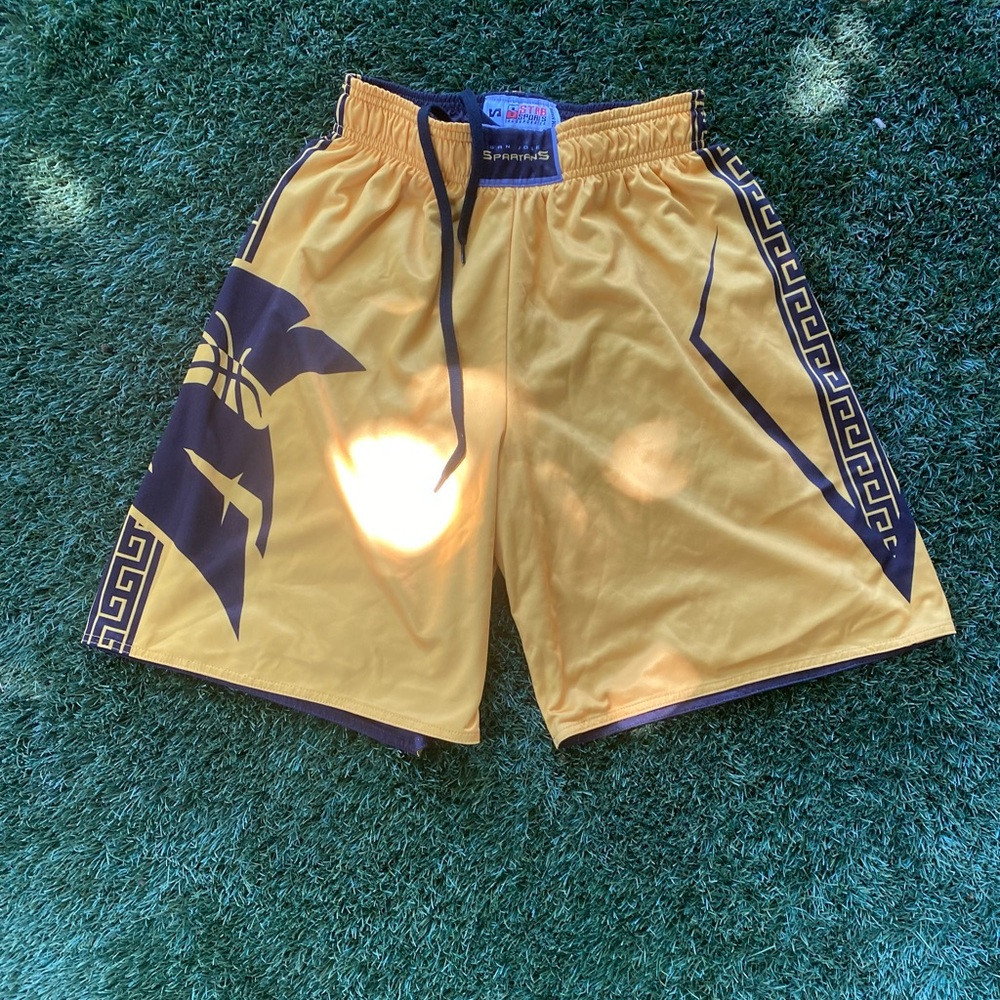 2018 Spartan black and yellow shorts reverse size small